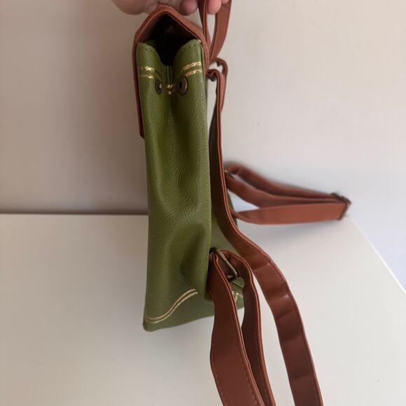 Danielle Nicole Legend of Zelda Nintendo Mini Backpack Green and Brown - Picture 6 of 9